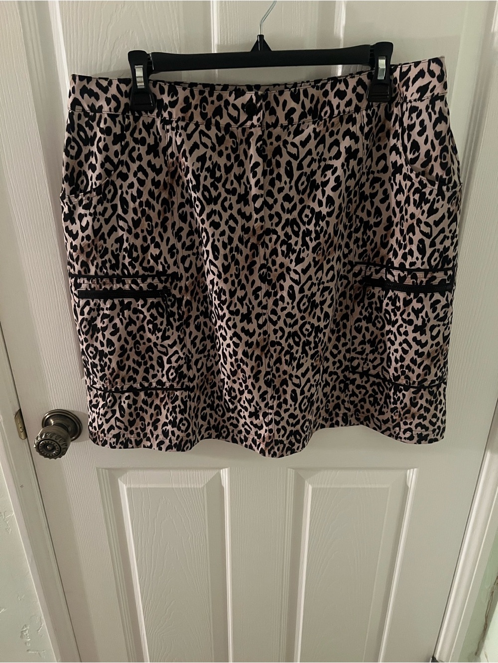 Chico’s Zenergy Golf Skort Size Large